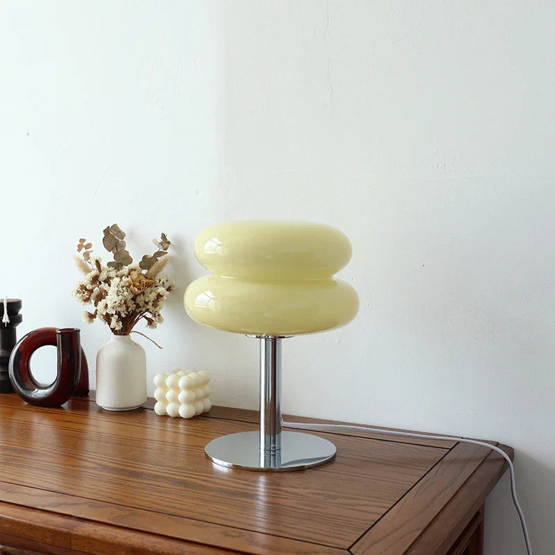 Table Lamp – Retro Elegance and Unique Lighting