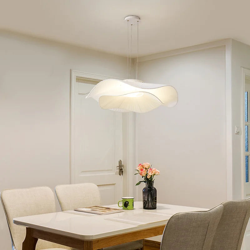 Floral Design Pendant Light – Elegance and Soft Lighting for Contemporary Interiors