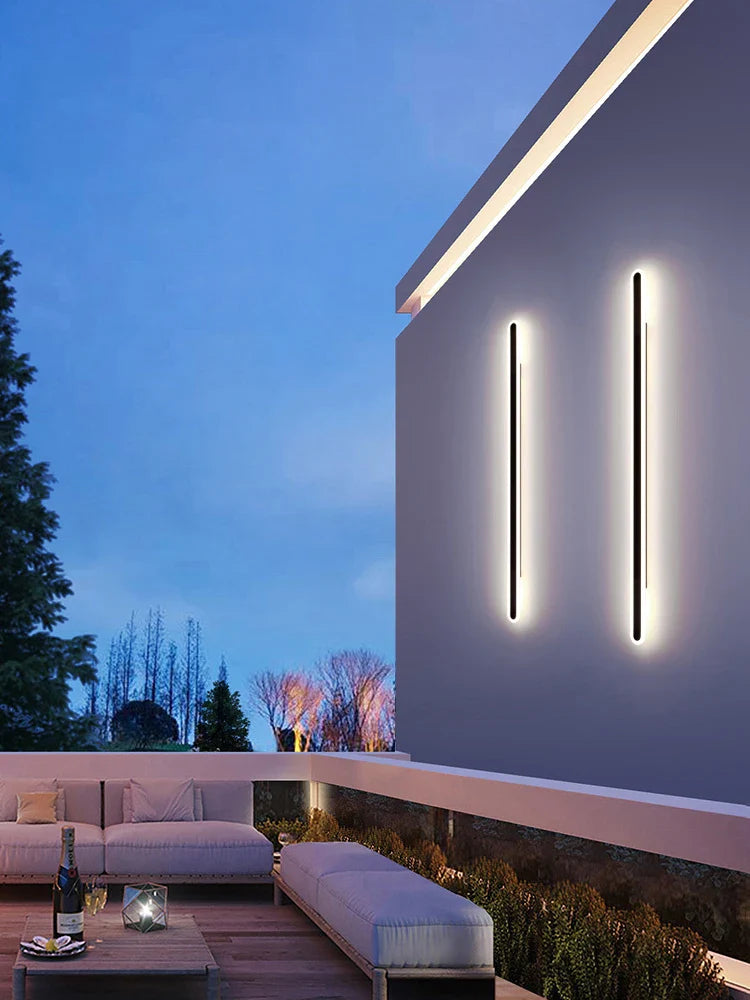 Outdoor Wall Light – Minimalist Elegance for Luxurious Exteriors