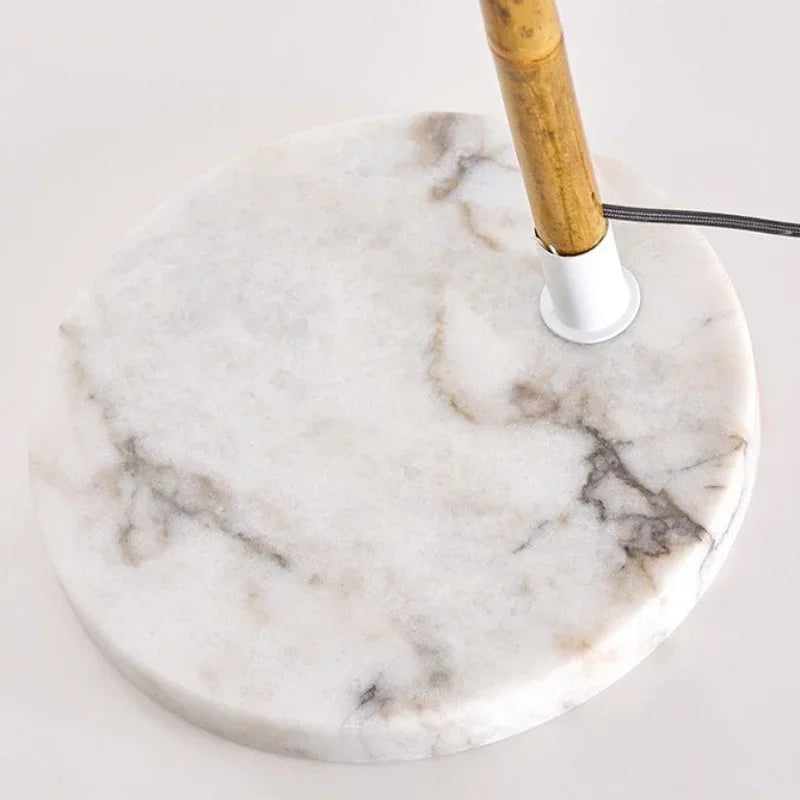 Living room floor lamp – Retro elegance for a chic interior