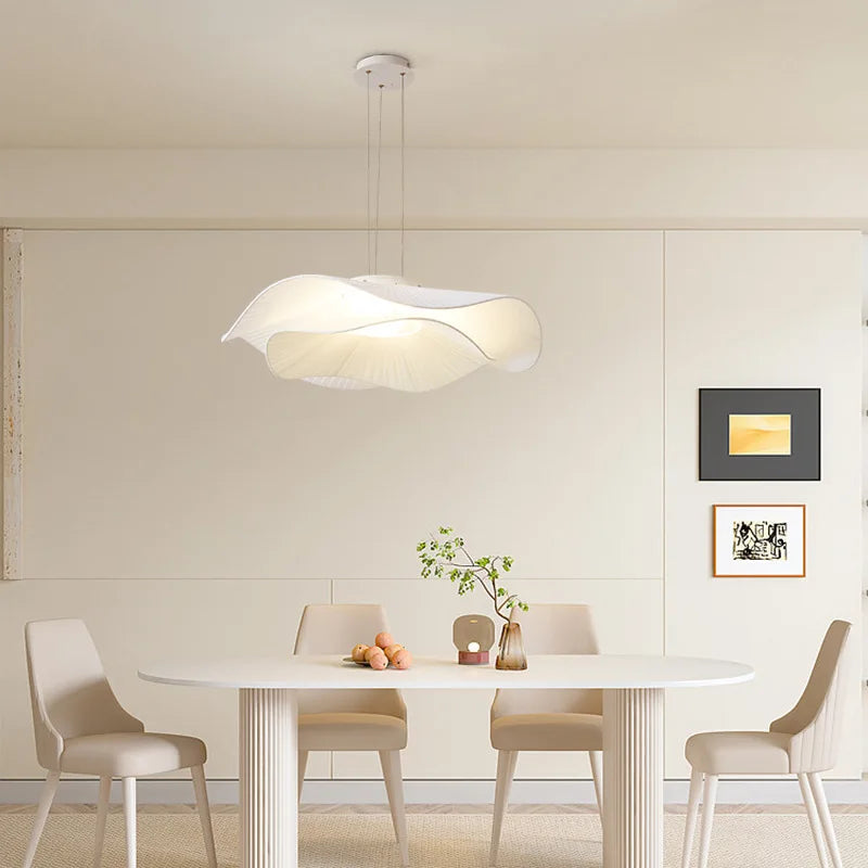 Floral Design Pendant Light – Elegance and Soft Lighting for Contemporary Interiors