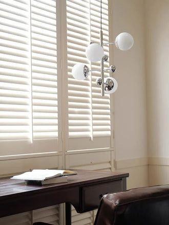 Lampadaire salon Globes Blancs – Élégance Sculpturale  Lumière Douce