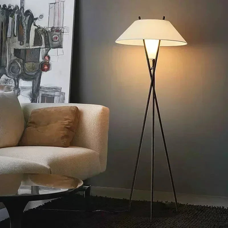 Floor Lamp for Living Room – Minimalist Design with Flared Shade for Contemporary Interior